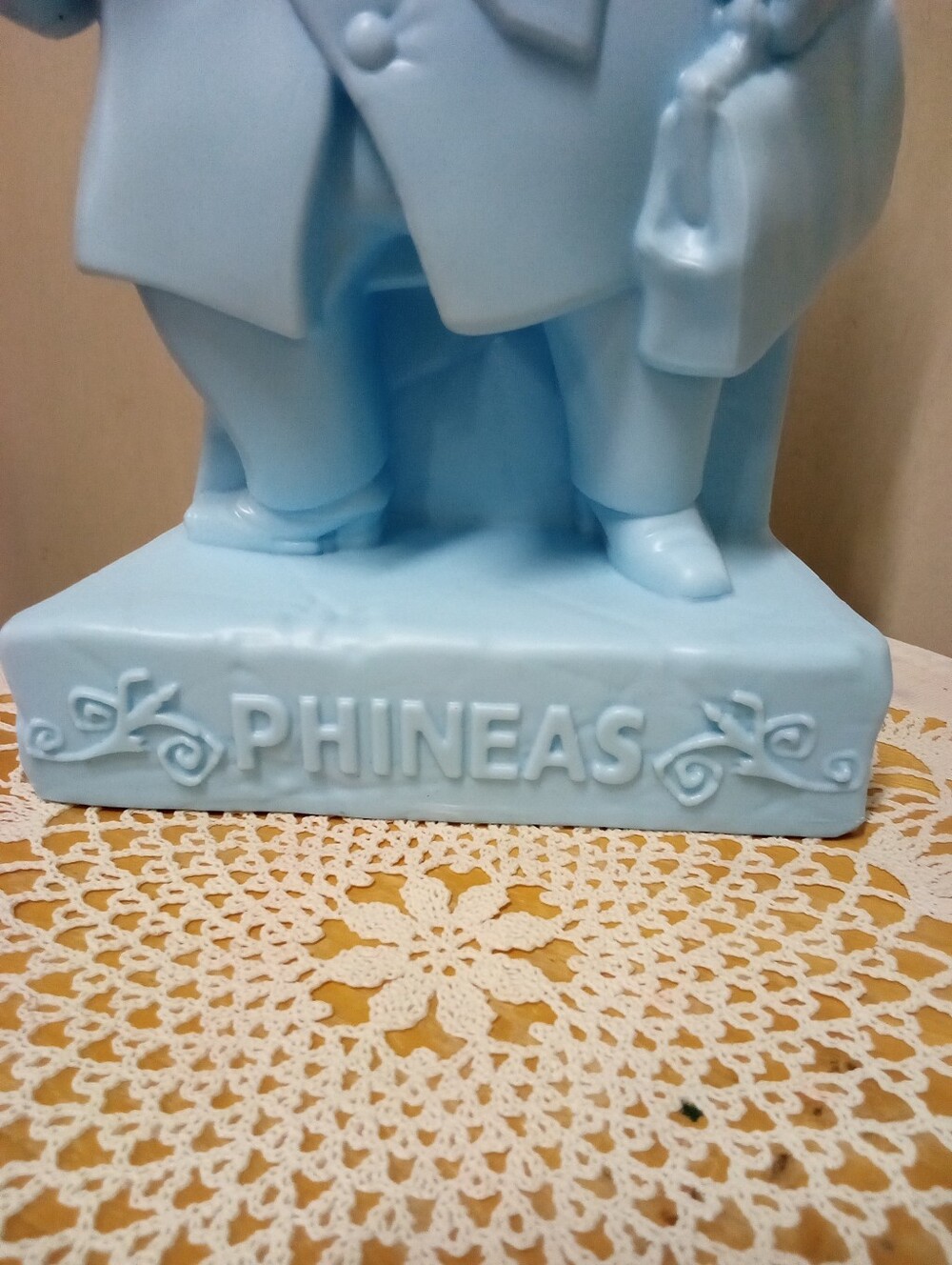 Disney The Haunted Mansion Lighted Phineas - Picture 3 of 7
